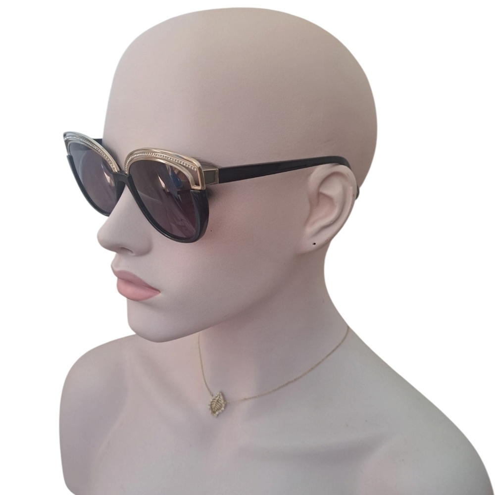 Azarro Paris Elegant Black and Gold Women's Sunglasses AZ 32029 - Picture 6 of 15
